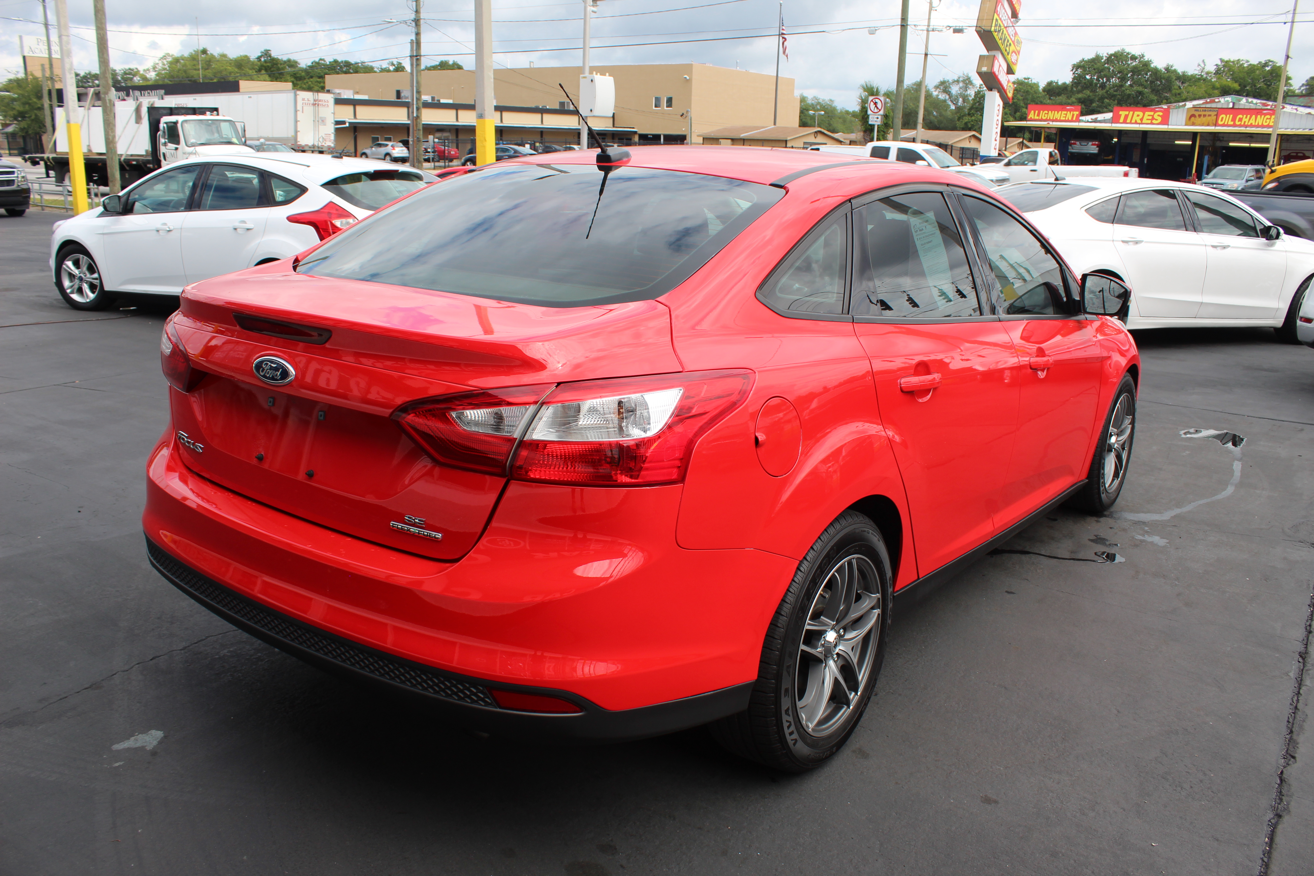Pre-Owned 2014 Ford Focus SE Sedan 4 Dr. in Tampa #1017 | Car Credit Inc.