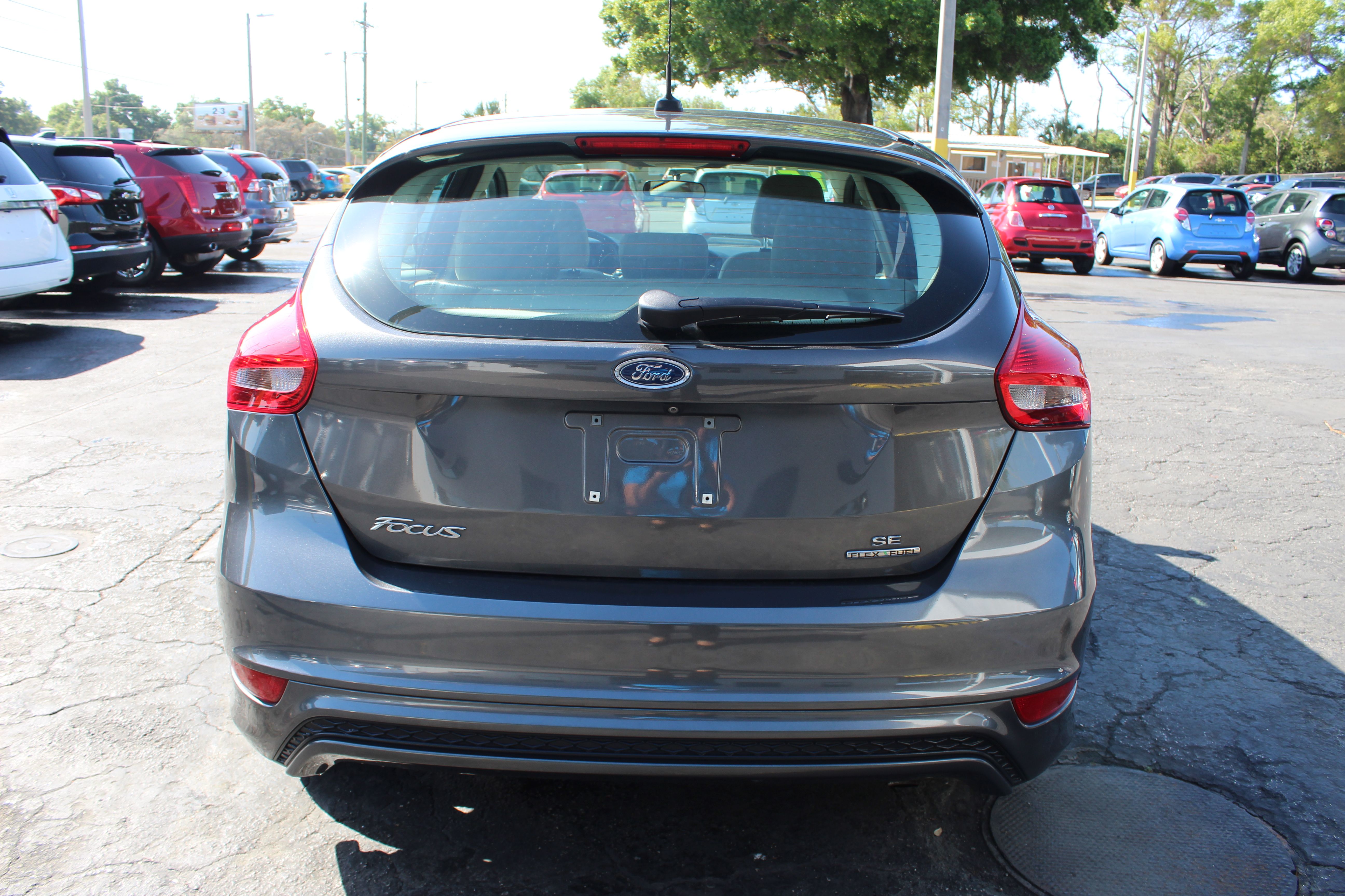 Pre Owned 2015 Ford Focus Se Hatchback 4 Dr In Tampa 1947 Car Credit Inc 0719