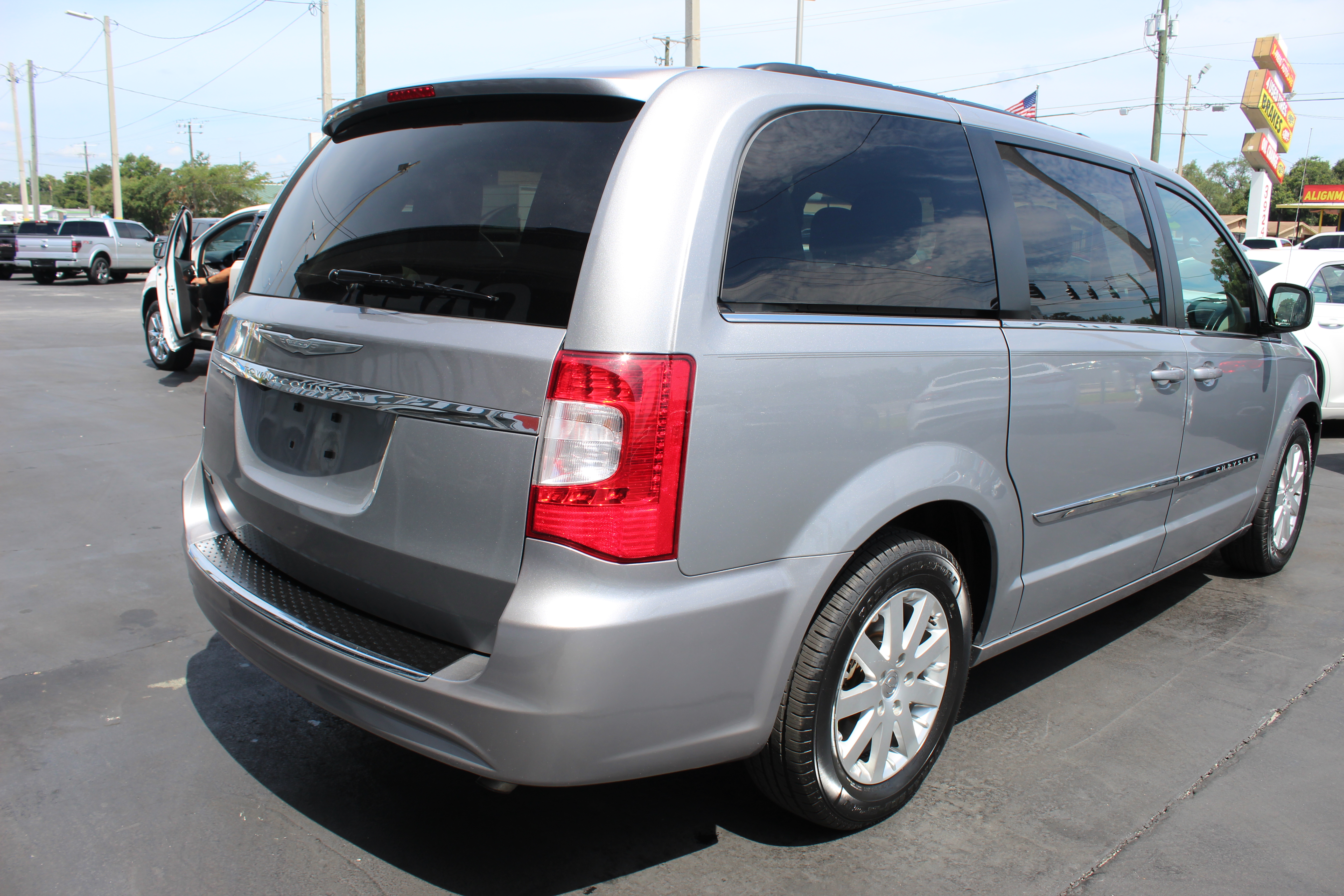PreOwned 2015 Chrysler Town & Country Touring Sports Van