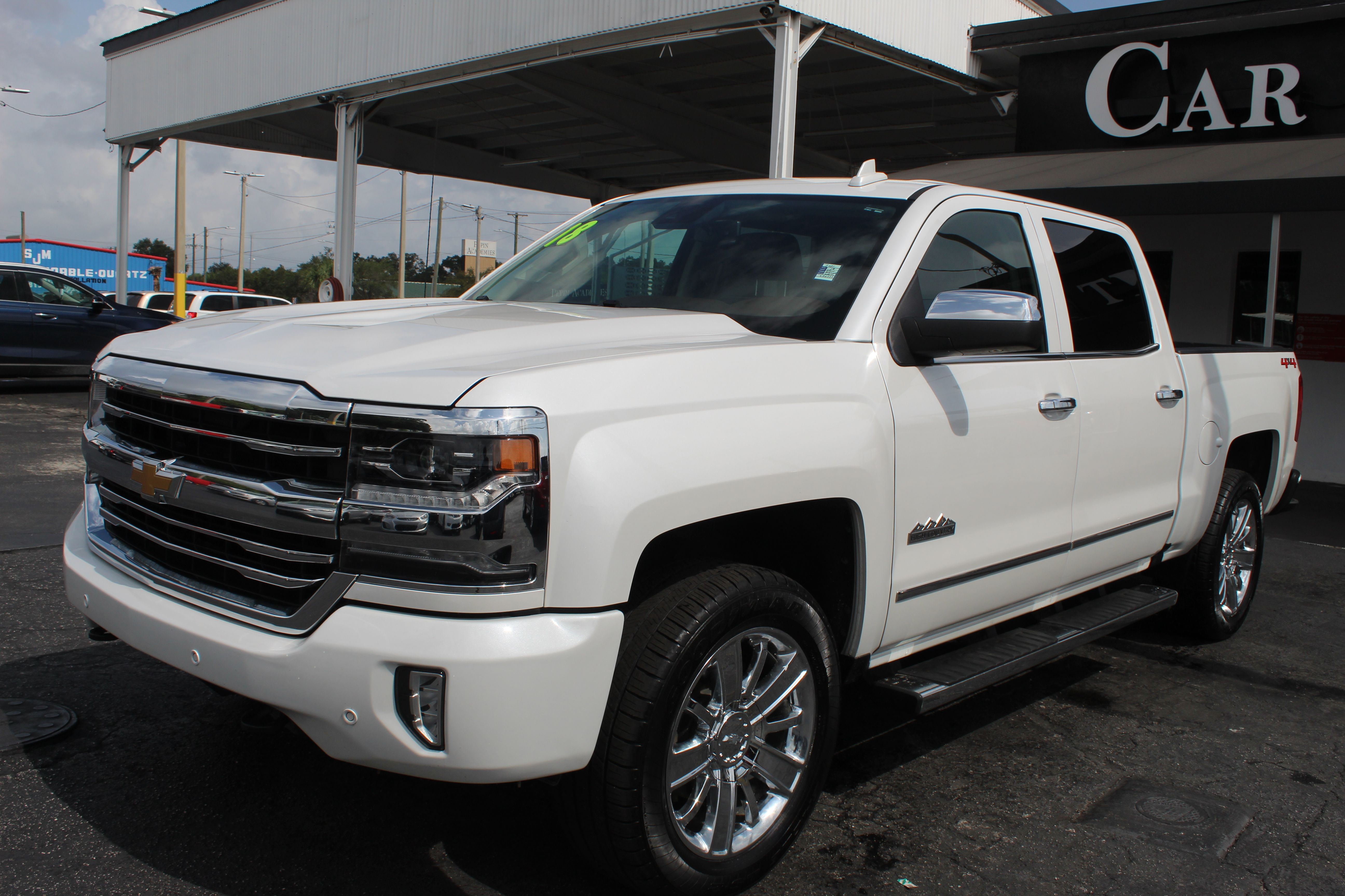 Pre-owned 2018 Chevrolet Silverado 1500 High Country Crew Pickup In 