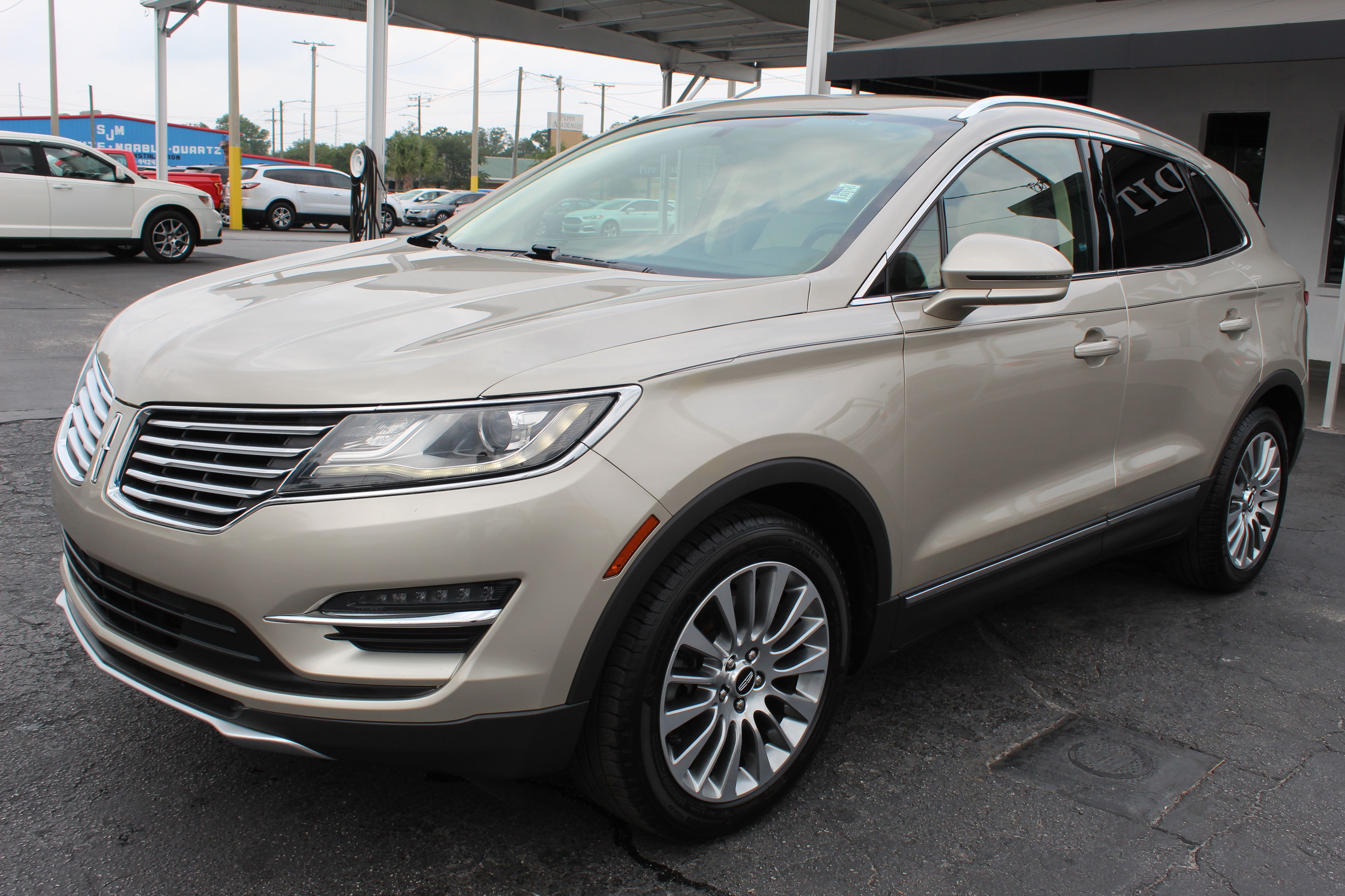 Pre-Owned 2015 Lincoln MKC Wagon 4 Dr. in Tampa #2059 | Car Credit Inc.